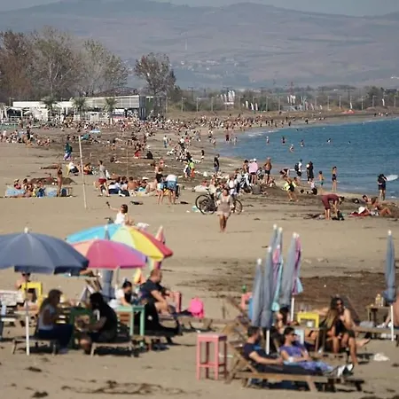 White Home-apartament شقة