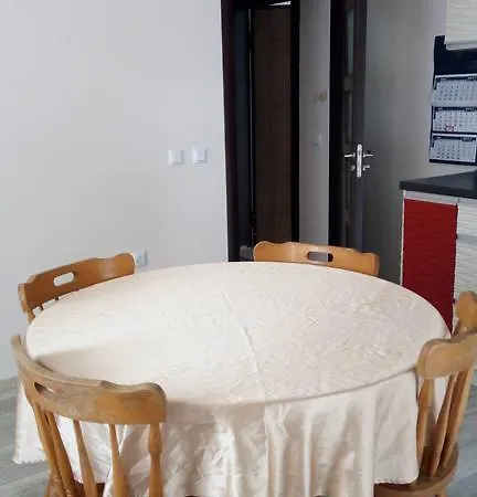 White Home-apartament شقة