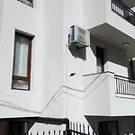 White Home-apartament דירה *