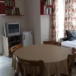 White Home-apartament شقة بورغاس