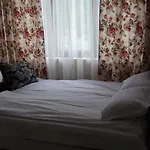 شقة White Home-apartament بورغاس