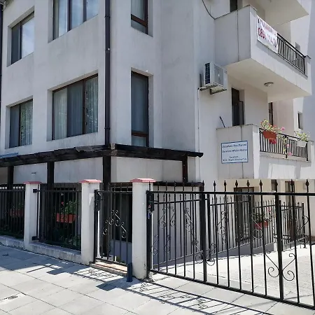 Apartment White Home-apartament Burgas City