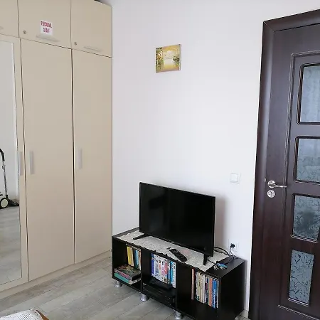 Διαμέρισμα White Home-apartament