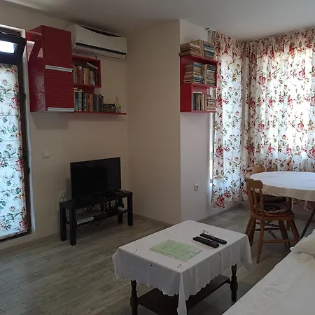 White Home-apartament *