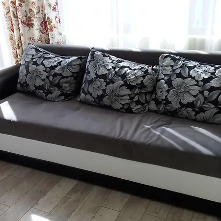 White Home-apartament Apartman *