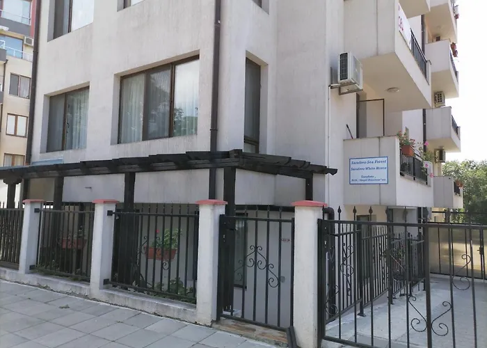 White Home-apartament Lejlighed Burgas City