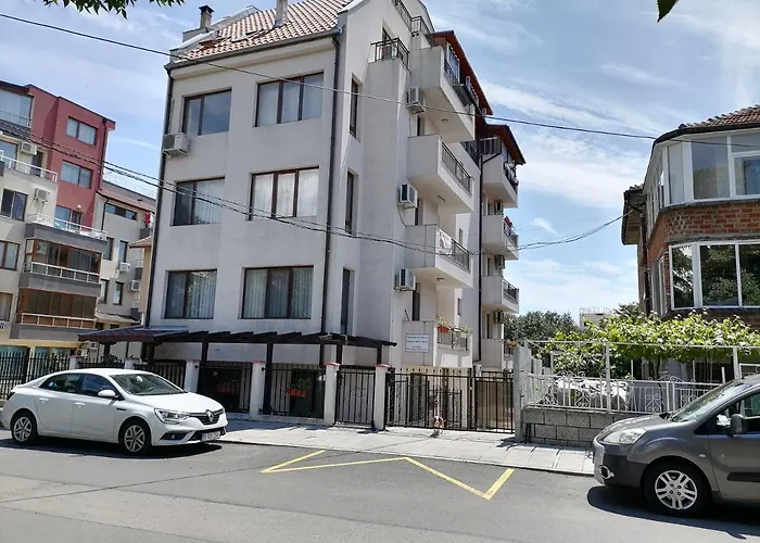 Appartamento White Home-apartament *